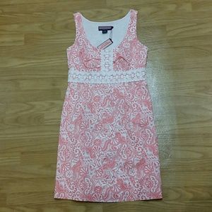 New with tag Vineyard vines  white and peach dress